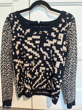 David Kahn Navy and Cream Geometric Knit Sweater